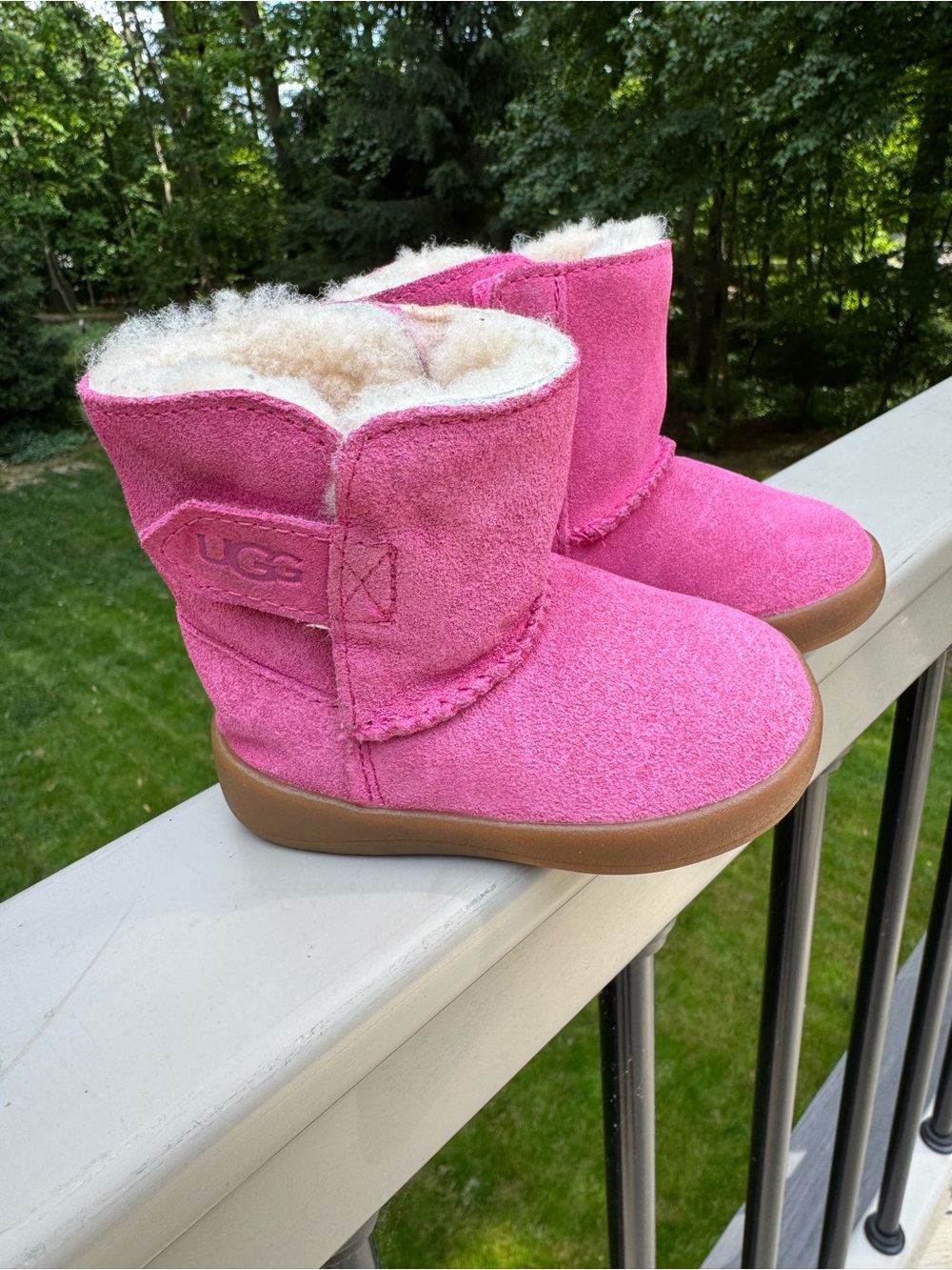 UGG Hot Pink Suede Shearling Toddler Boots US Size 2/3 Rubber Sole